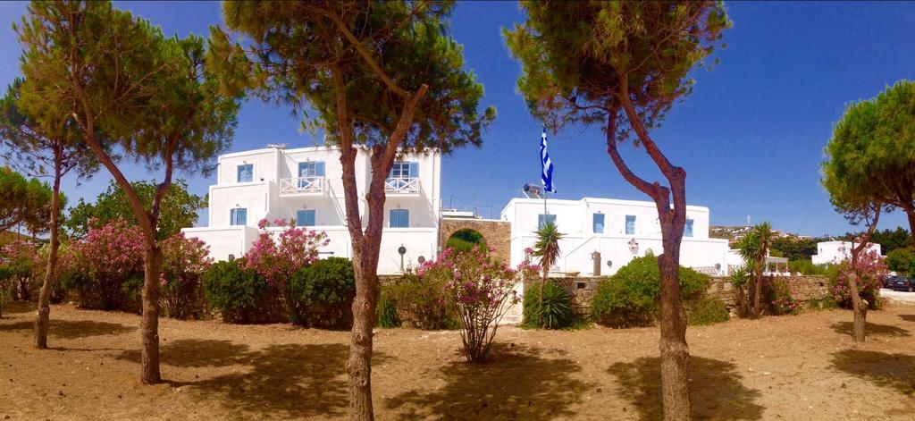 Niriides Studios Parikia  Exterior photo