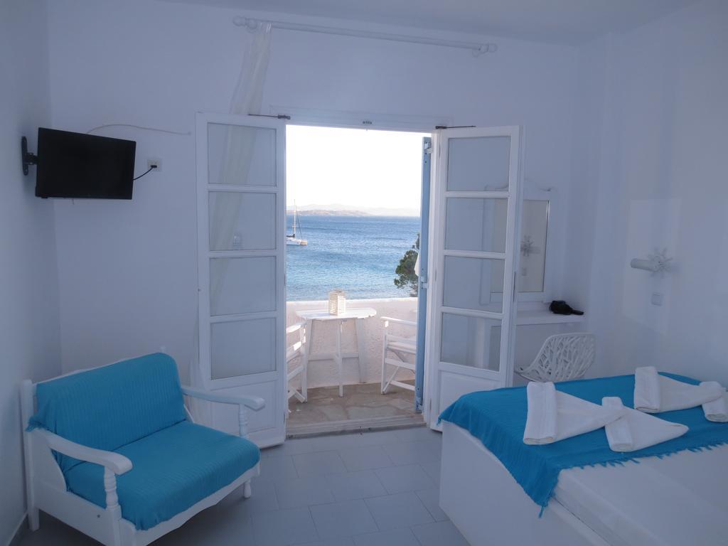 Niriides Studios Parikia  Exterior photo