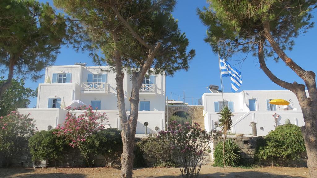 Niriides Studios Parikia  Exterior photo