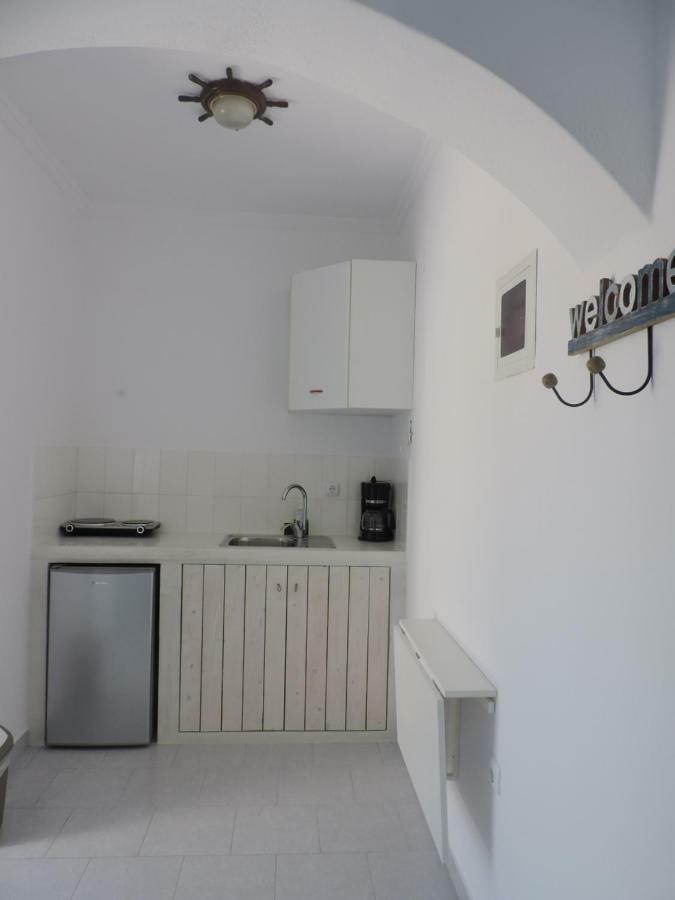 Niriides Studios Parikia  Exterior photo