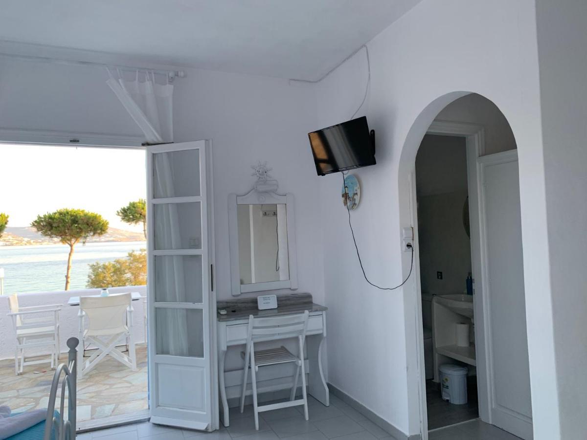 Niriides Studios Parikia  Exterior photo